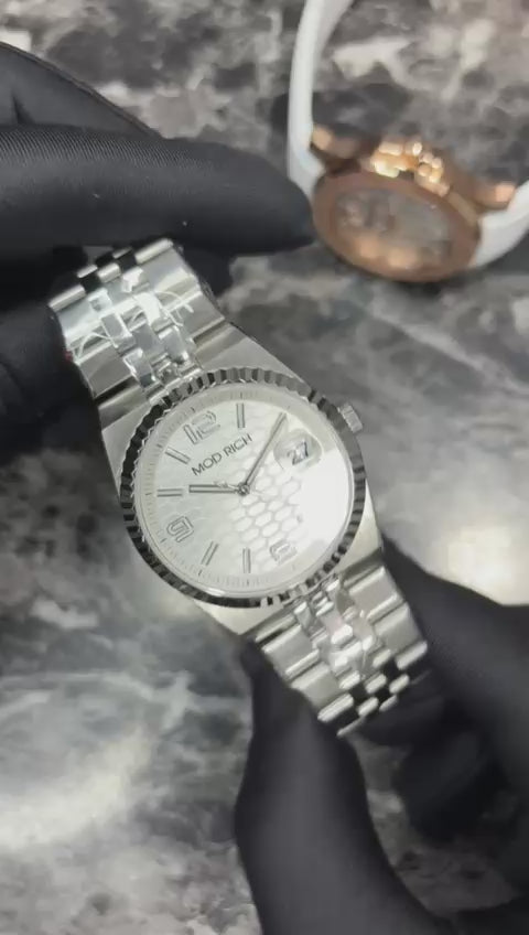 מוד לנד-דוולר